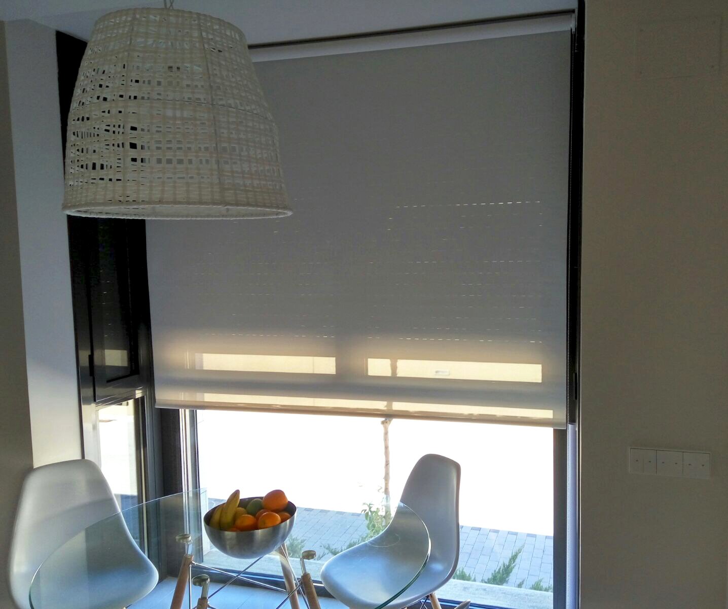 Estor motorizado con cable tejido screen 5% apertura