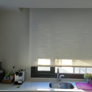 estor motorizado con cable traslucido