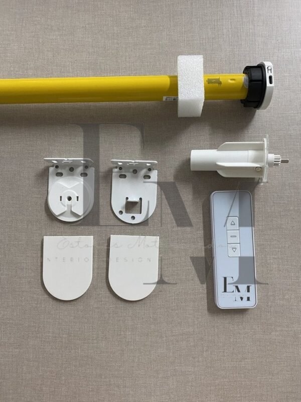 pack motor con mando y soportes para estor enrollable pequeño